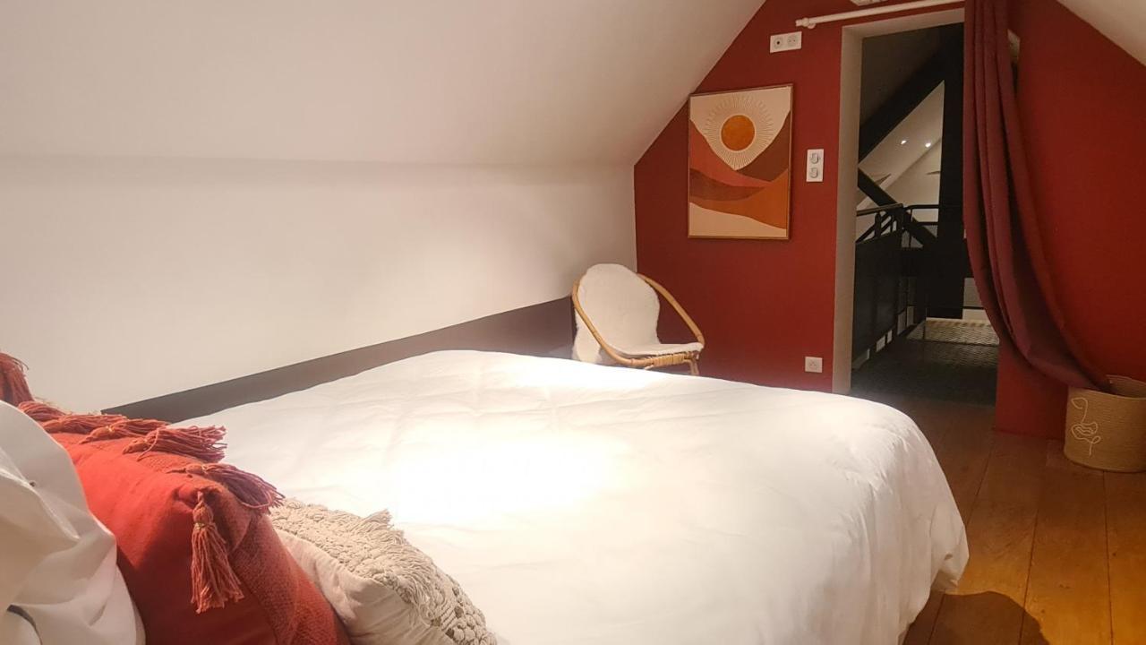 Ferienwohnung Loft Les Deux Cedres Avec Vue Panoramique Charleville-Mézières Exterior foto