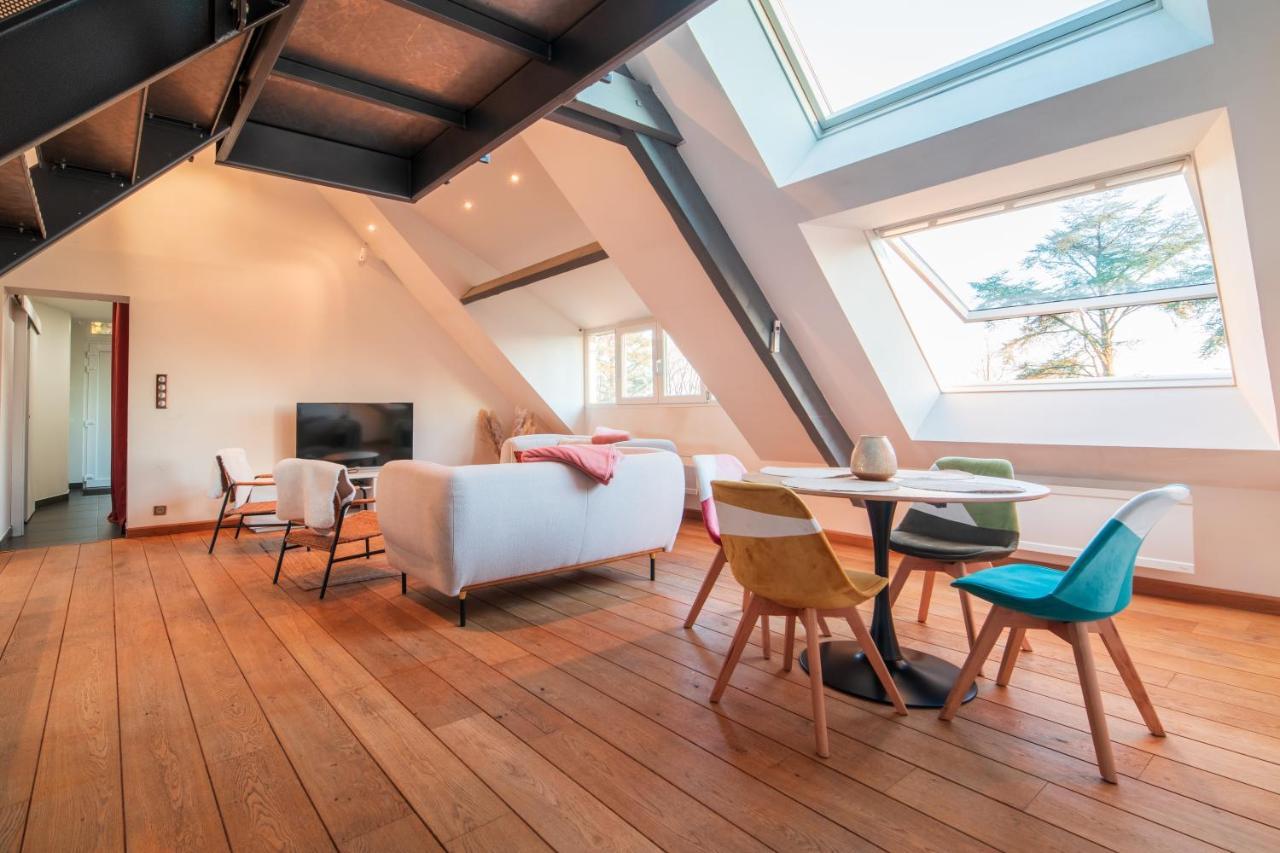 Ferienwohnung Loft Les Deux Cedres Avec Vue Panoramique Charleville-Mézières Exterior foto